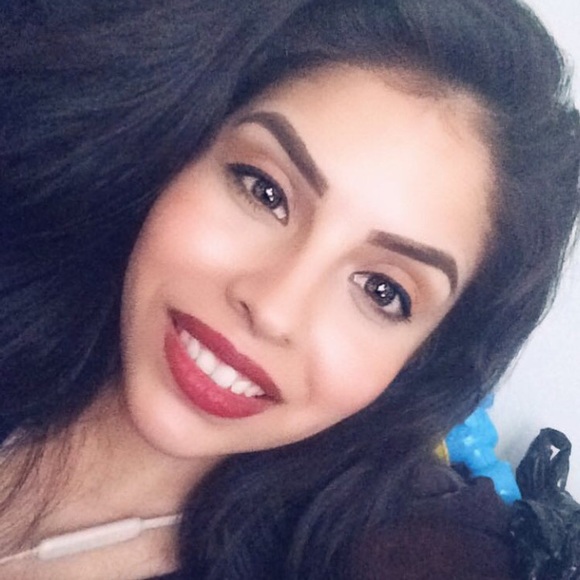 Meet your Posher, Yuri - Picture 1 of 1